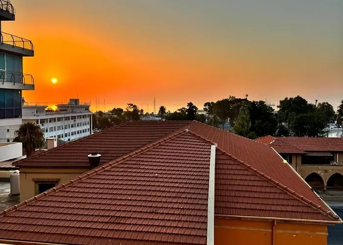 Marina Centre Апартаменты Ларнака