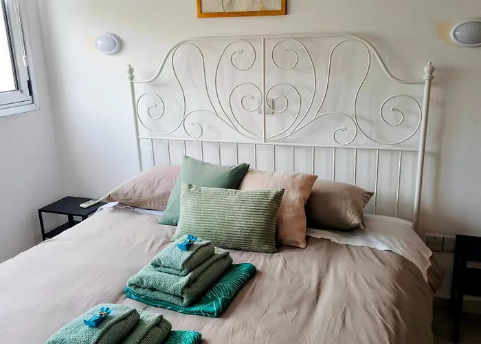 Апартаменты Marina Centre Ларнака